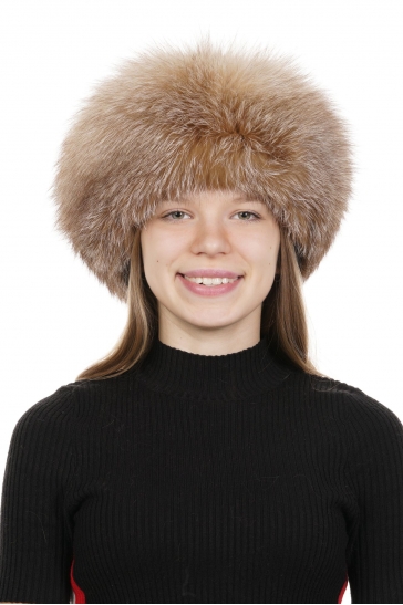 Меховая шапка женская из блюфроста
