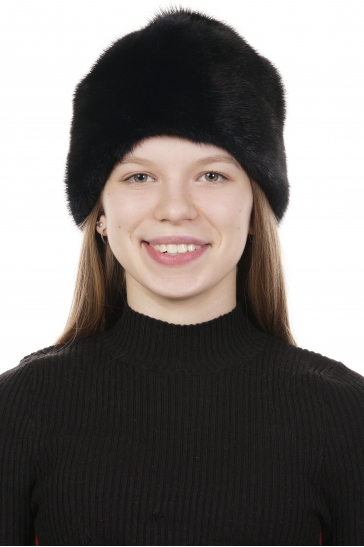 Меховая шапка женская из норки